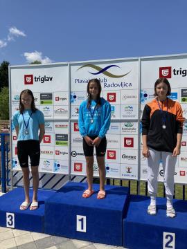 Nina Vrhovnik Radov. 22 1 mesto 